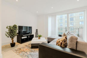 Absolutely Stunning 1BR flat, 20 min to the Centre